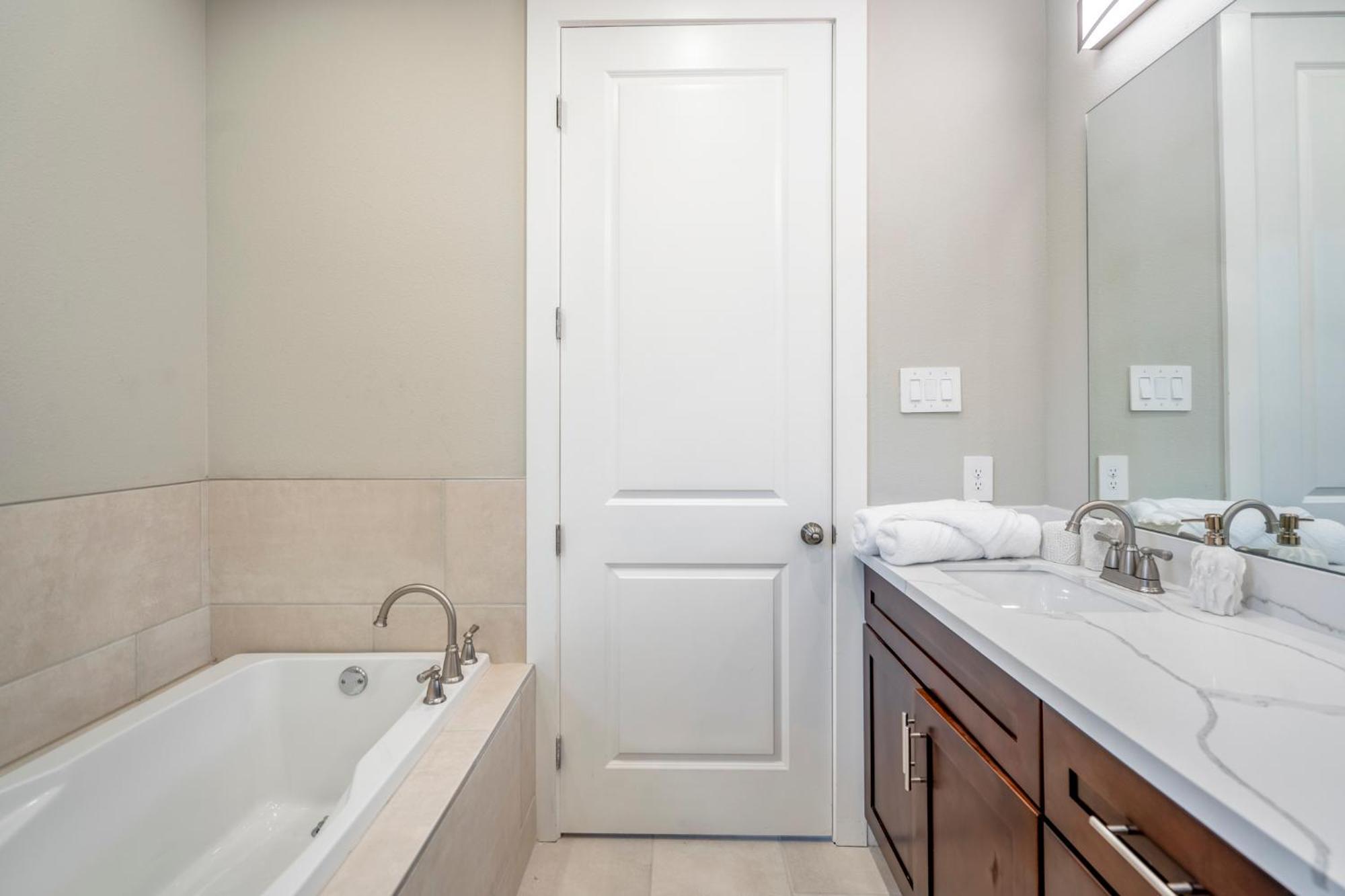 Spacious 3 Bed House Near Md Anderson With Free Parking & Wi-Fi Houston Exteriör bild